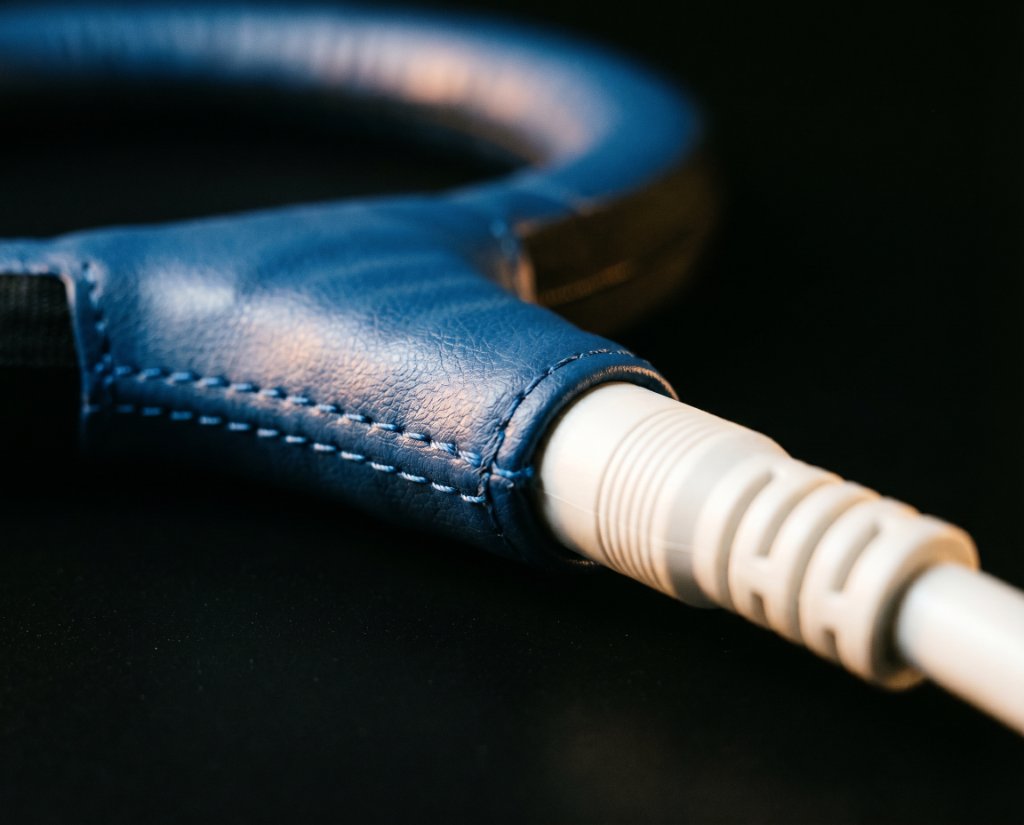 Kynexa Recover PEMF Loop Therapy — Portable, Only 5.5kg