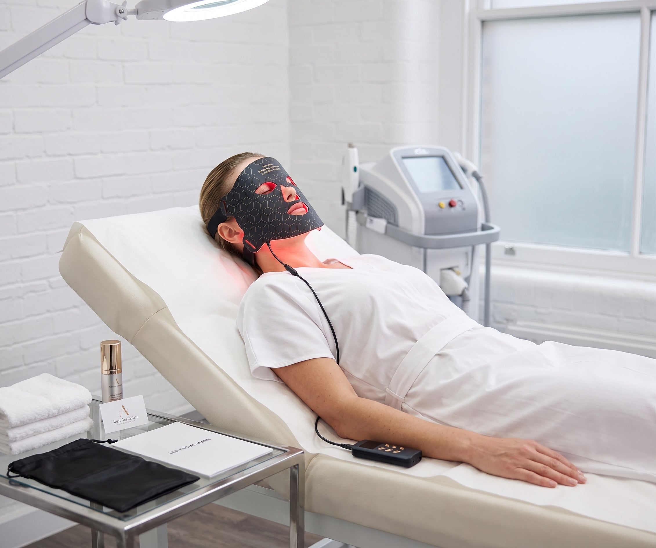 KYNEXA RECOVER LED Face Mask